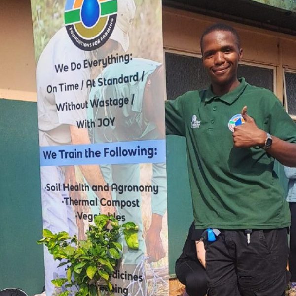 yenzokuhle trainer Njabulo | foundations for farming banner